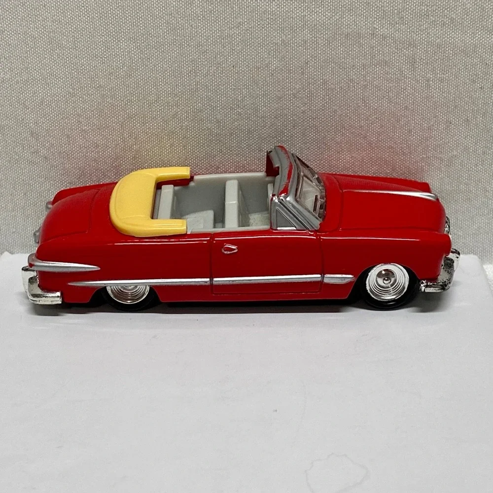 Vintage Maisto 1949 Ford Imperial Convertible Red 1/64 Dealer Sample Loose GUC